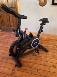 picture of Echelon bike on a wooden flooring